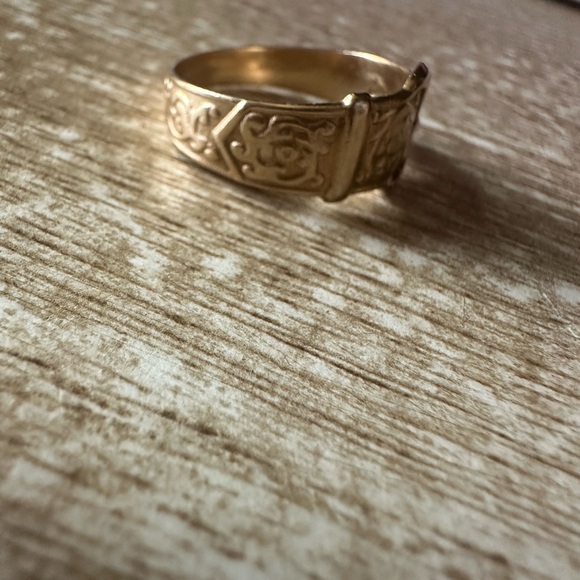 Antique Buckle Ring 9ct size 10.5 - Picture 3 of 4